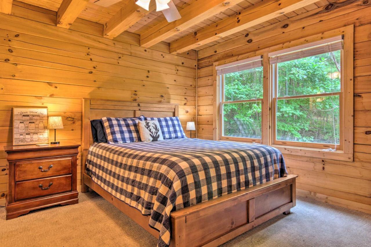 Moonshine Manor Cabin With Hot Tub, Near Lake Lure Exterior photo